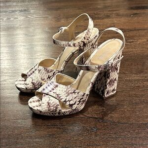 Michael Kors Women’s Stylish Snake Print Block Heel Sandals Size 8.5